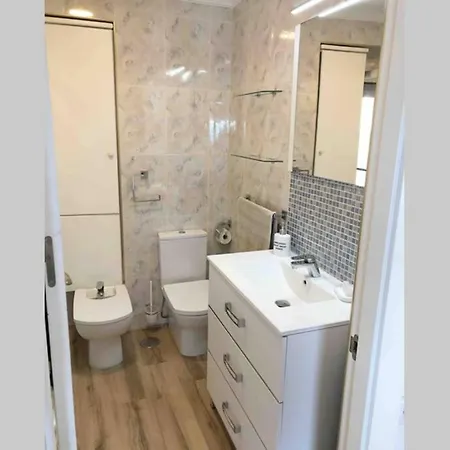 Adela Apartment, Lujo En 1ª Linea De Playa Benidorm